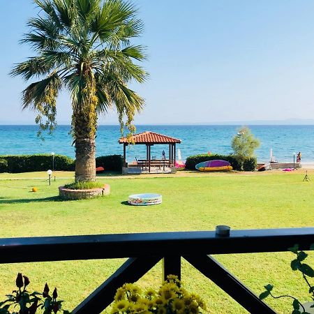 On The Beach Apartment 폴리크로노 외부 사진